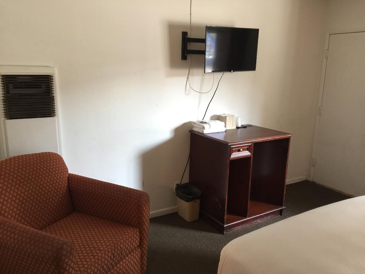 Holiday Lodge Los Angeles Dış mekan fotoğraf